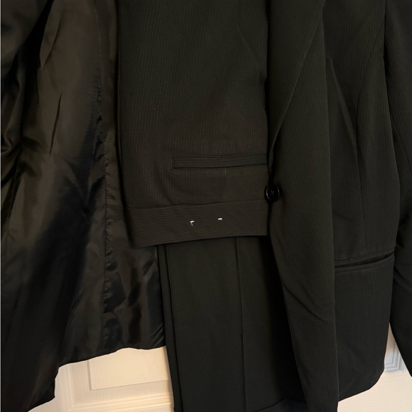 3pc pant suit - Picture 3 of 5